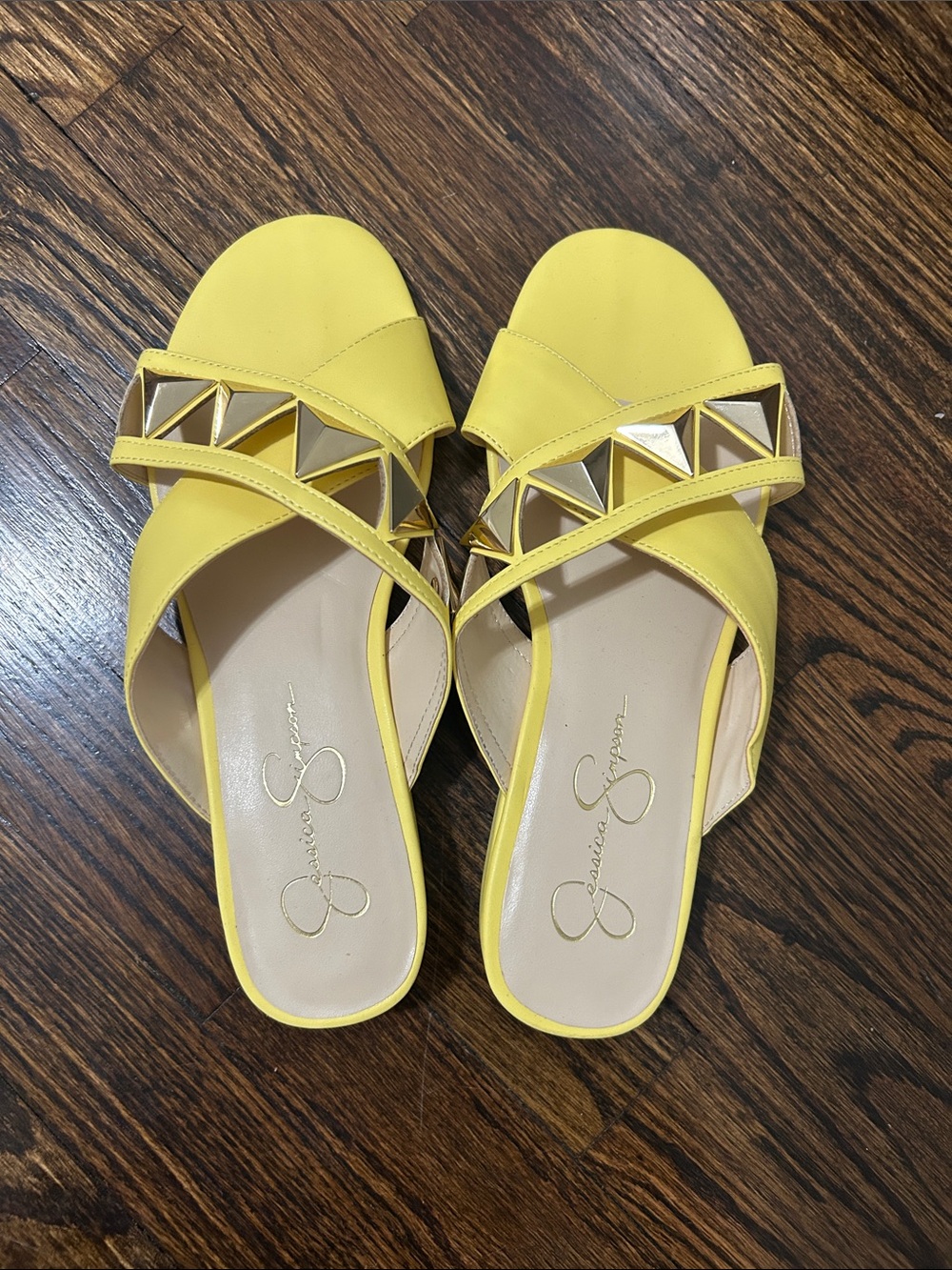 Jessica Simpson Bright Yellow Pyramid-Stud Slide Mules